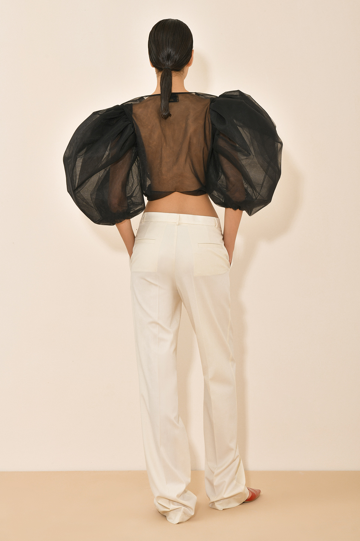 Tulle blouse with puff sleeves 4